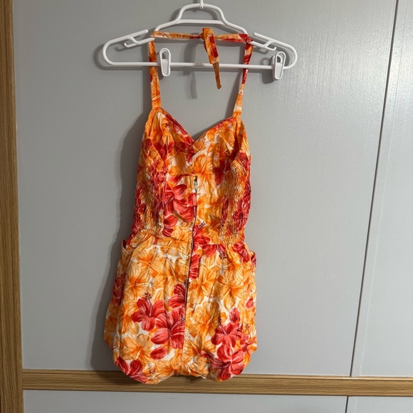 Royal Hawaiian Floral Romper Size XS - Picture 13 of 13